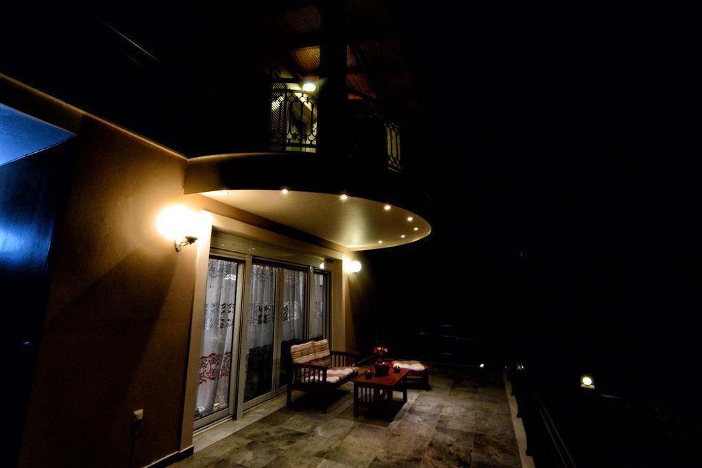Villa Natalia Kouramádes Exteriör bild